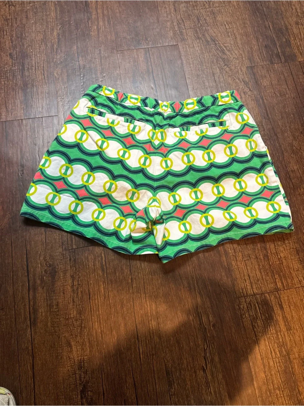 Green Patterned Gap Shorts - Picture 3 of 3
